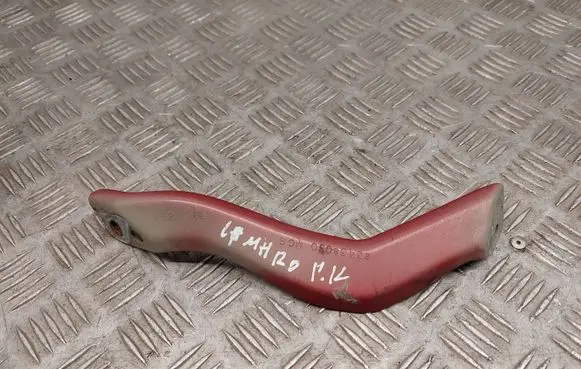 Chevrolet Camaro Fender mounting bracket 23438030