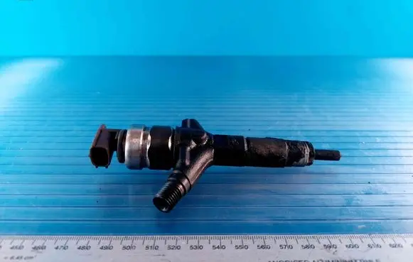 Subaru Forester SH Fuel injector 16613AA020