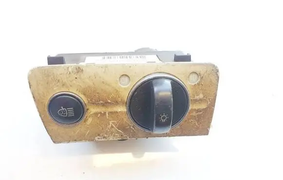 Mercedes-Benz E W211 Light switch 2115450104 04056003