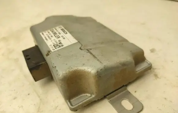 Mercedes-Benz Sprinter W906 Air suspension control unit module (rear) A9068270005 0199DC1400