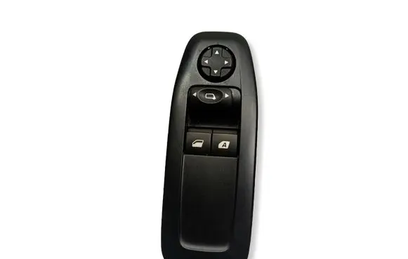Peugeot 208 I Electric window control switch 96751120ZD