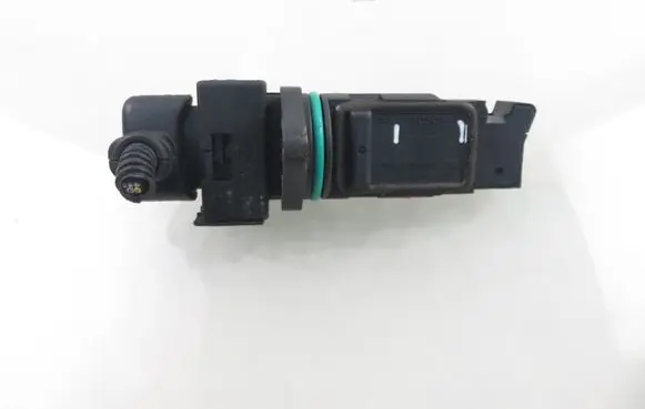 Opel Corsa C Mass air flow meter F00C2G2063
