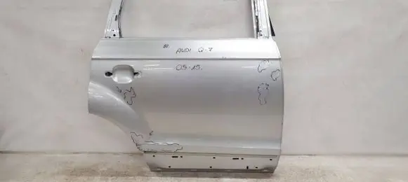 Audi Q7 4L Rear door 4L0833312