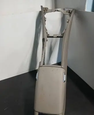 Volvo S60 Center console 30672028 399892810A 39989275GR