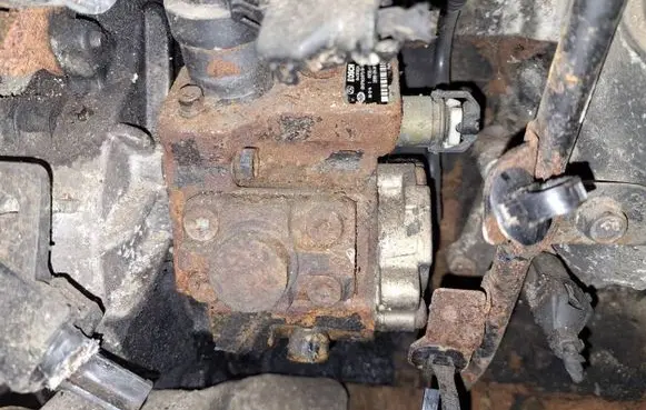 KIA Rio Fuel injection high pressure pump 0445010124 33100-2a410