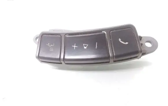BMW 7 E65 E66 Steering wheel buttons/switches 6911585