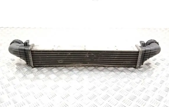 Mercedes-Benz E W211 Intercooler radiator A2115001102