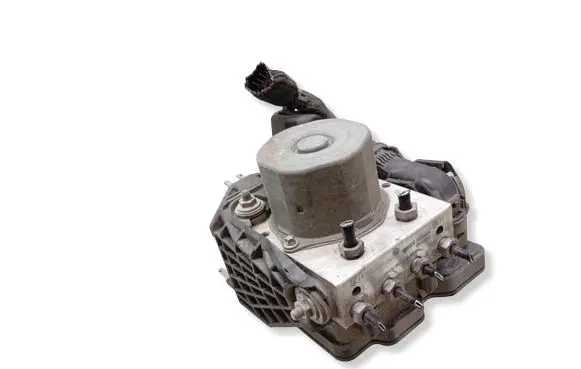 Mercedes-Benz B W246 W242 ABS Pump A2424310812