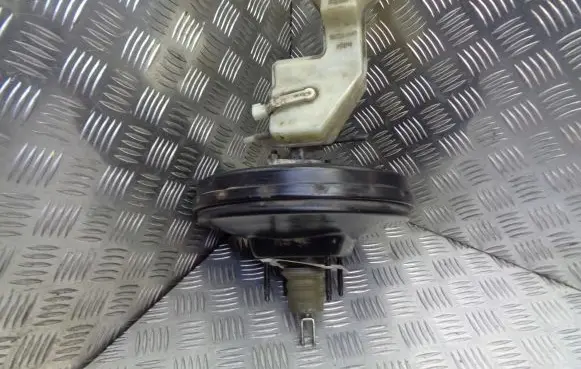 Mazda 3 I Brake booster 3N612B195
