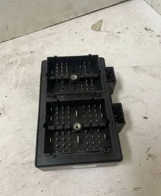Chevrolet Captiva Fuse module 96821082 7E11