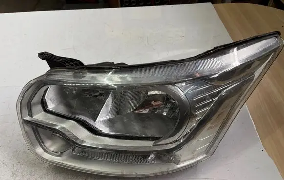 Ford Transit Headlight/headlamp BK3113W030AF