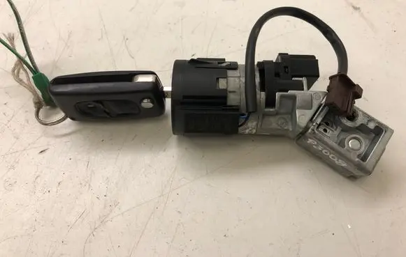 Peugeot 3008 I Ignition lock 9663123380 36410600
