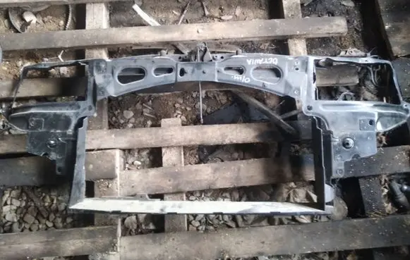 Skoda Octavia Mk1 (1U) Radiator support slam panel