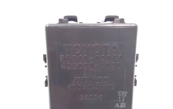 Toyota Auris 150 Other devices 8594002040