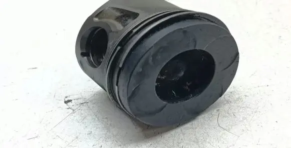 Jeep Grand Cherokee Piston 10R18375