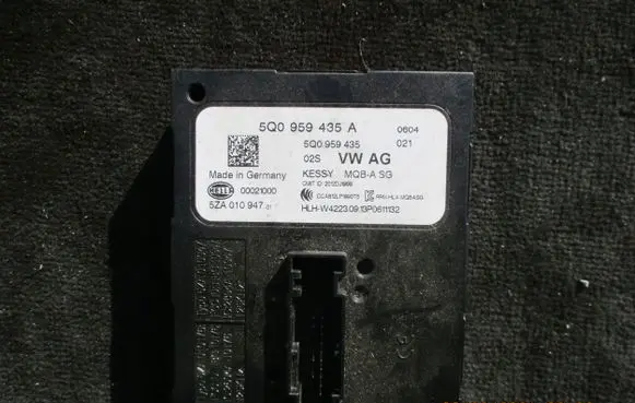Volkswagen Golf VII Keyless (KESSY) go control unit/module 5Q0959435A