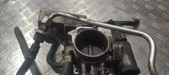 Opel Vectra B Throttle valve nenustayta