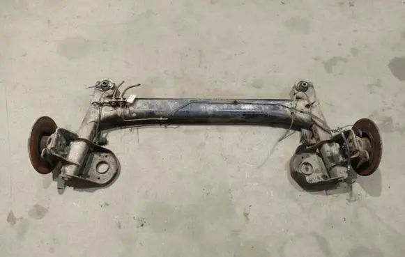 Renault Laguna II Rear subframe 