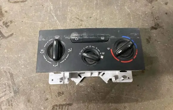 Citroen Berlingo Climate control unit 1400153280 2P7722 A42102200