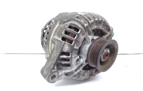 Audi A4 S4 B5 8D Generator/alternator 0124515034