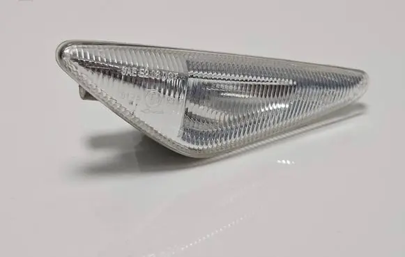 BMW X3 F25 Front fender indicator light 7267977 7171007 0218100