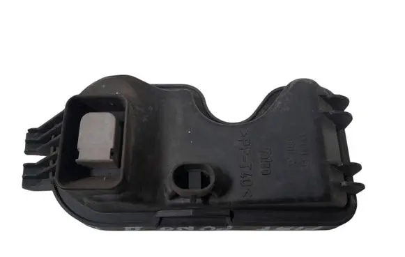 Fiat Punto (188) Headlight/headlamp dust cover 89100568