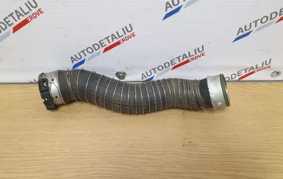 BMW X1 E84 Intercooler hose/pipe 7823887 11617823887