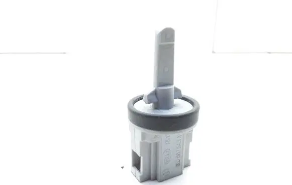 Volkswagen Touran I Oil temperature sensor 1K0907543A