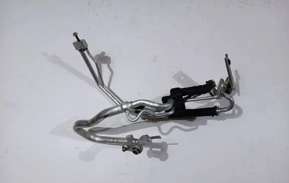 Dodge Durango Air conditioning (A/C) pipe/hose 68217217