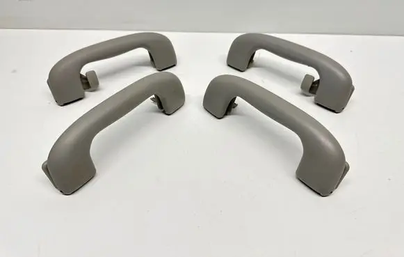 Opel Astra J A set of handles for the ceiling 