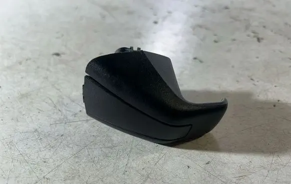 Dodge Challenger Hook 1730454 5021880