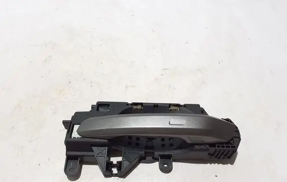 Rear door exterior handle