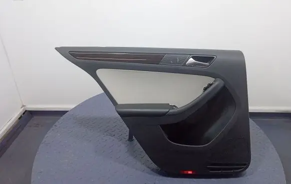 Volkswagen Jetta VI Door card panel trim set 5C6867211