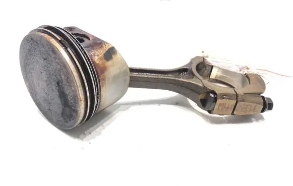 Dacia Dokker Piston with connecting rod 