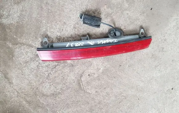 Toyota Avensis T250 Third/center stoplight