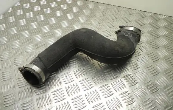 Audi Q5 SQ5 Air intake hose/pipe 8R0145737J VD13804