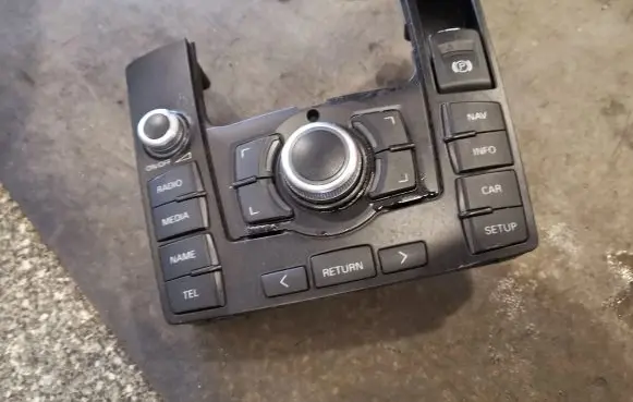 Audi A6 S6 C6 4F Head unit multimedia control 4F2919611H