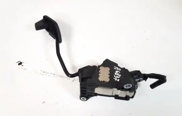 Toyota Yaris Accelerator throttle pedal 781100d100 17010c