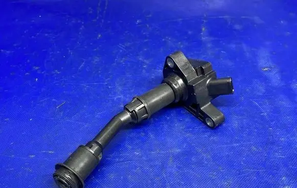 Ford Mondeo MK V High voltage ignition coil DS7G12A366BB