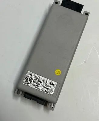 Volkswagen Touran I Phone control unit/module 1K0035729E 39W04 SW0308