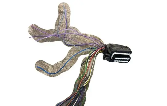 Volkswagen Golf VII Plug wire 1J0906379B