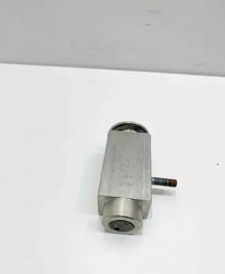 Mercedes-Benz SL R230 Air conditioning (A/C) expansion valve A2308300184 2308300184