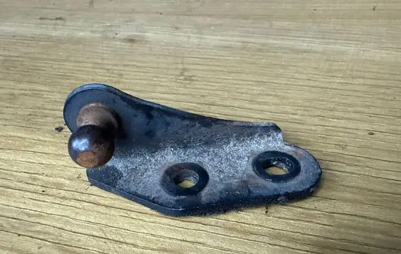 Toyota Avensis T250 Other trunk/boot trim element