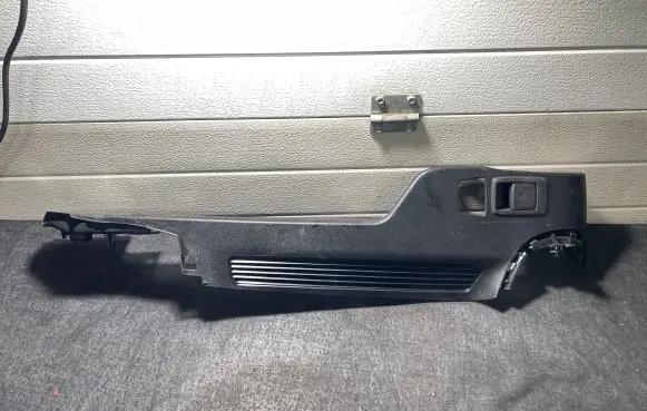 BMW 5 G30 G31 G38 Parcel shelf speaker trim grill 21437510 5004938