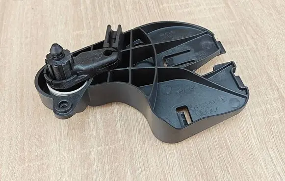 Audi A6 S6 C7 4G Engine bonnet (hood) release handle 8T1823633