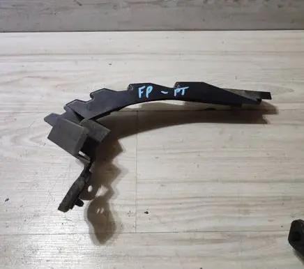 Jaguar F-Pace Rear bumper mounting bracket HK8317A882AD