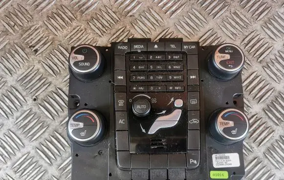 Volvo S60 Climate control unit 30795265