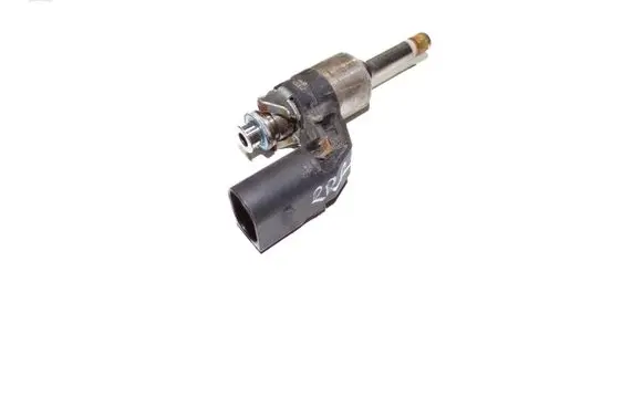 Volkswagen Scirocco Fuel injector 03C906036F