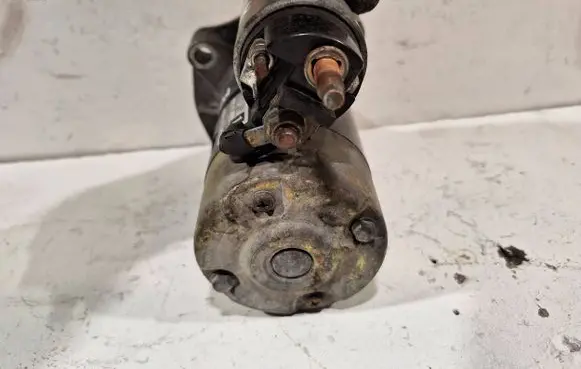Peugeot 206 Starter motor M002T13081