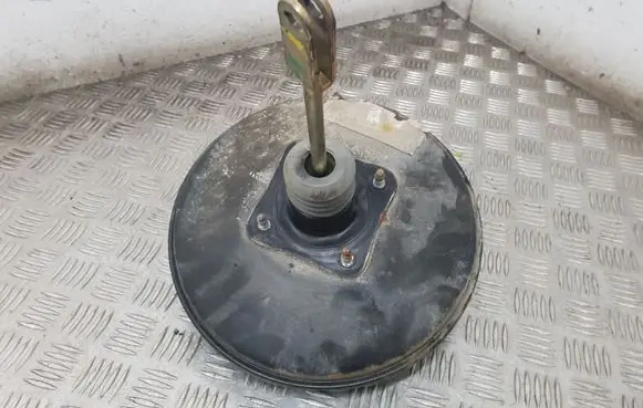Peugeot 406 Brake booster 9631688280